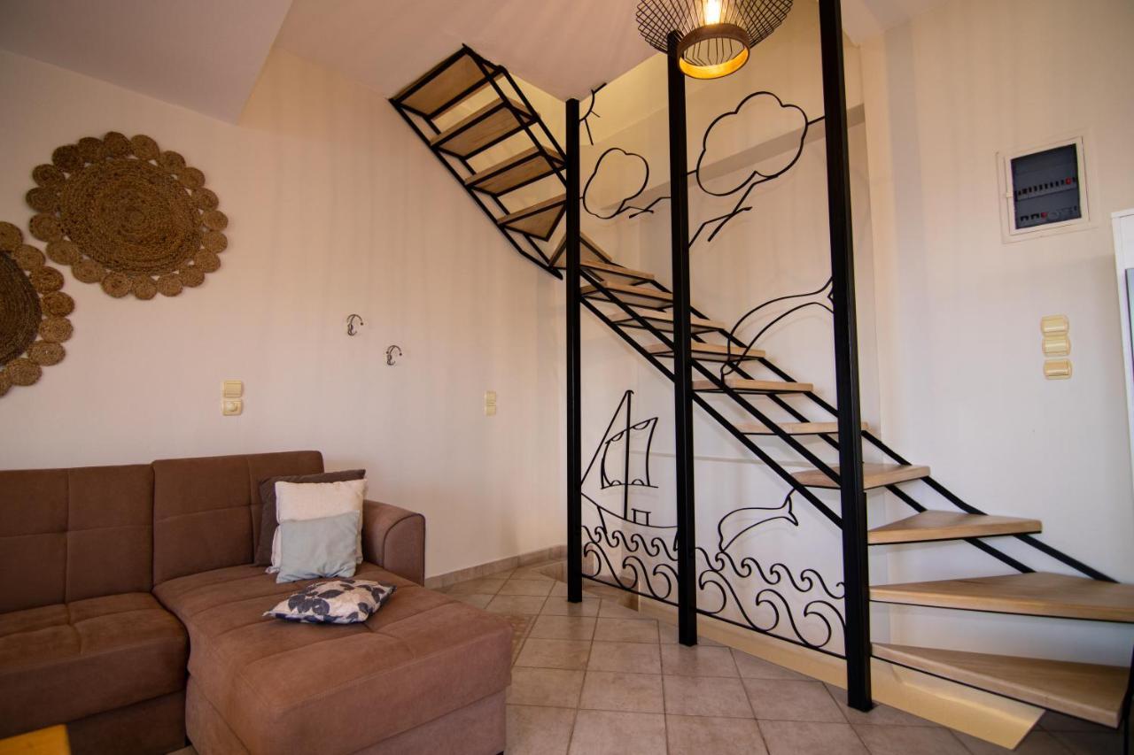 The Island House - Family Size Apt - Overlooking The Aegean - 3 Steps From The Beach Mochlos Extérieur photo