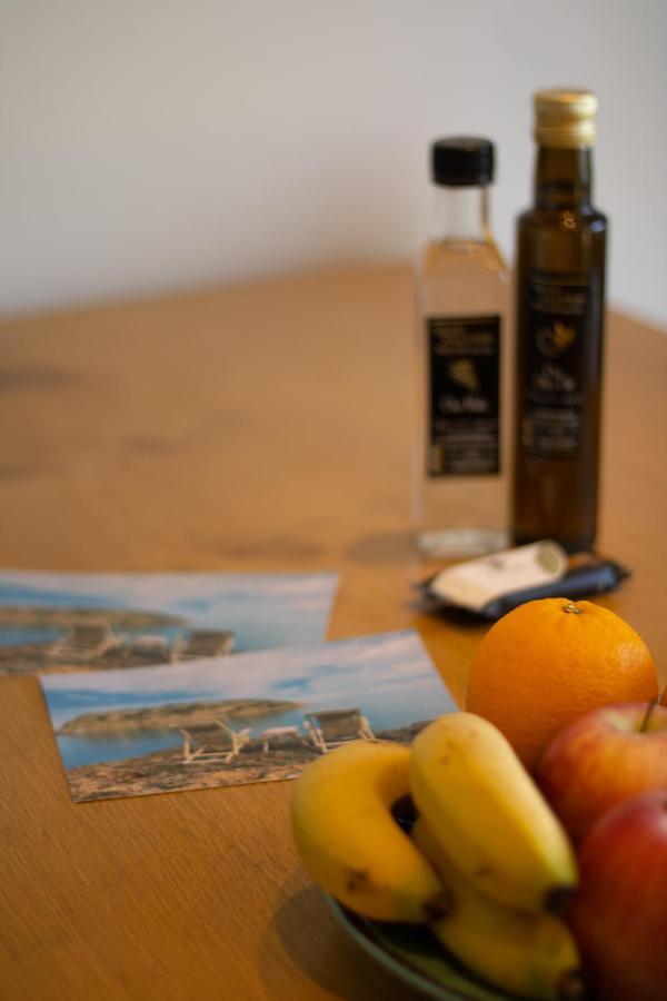 The Island House - Family Size Apt - Overlooking The Aegean - 3 Steps From The Beach Mochlos Extérieur photo